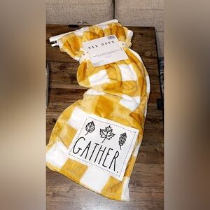 NWT Rae Dunn Printed Plush Throw Blanket w/ Patch Fall Cozy Season GATHER 50x70